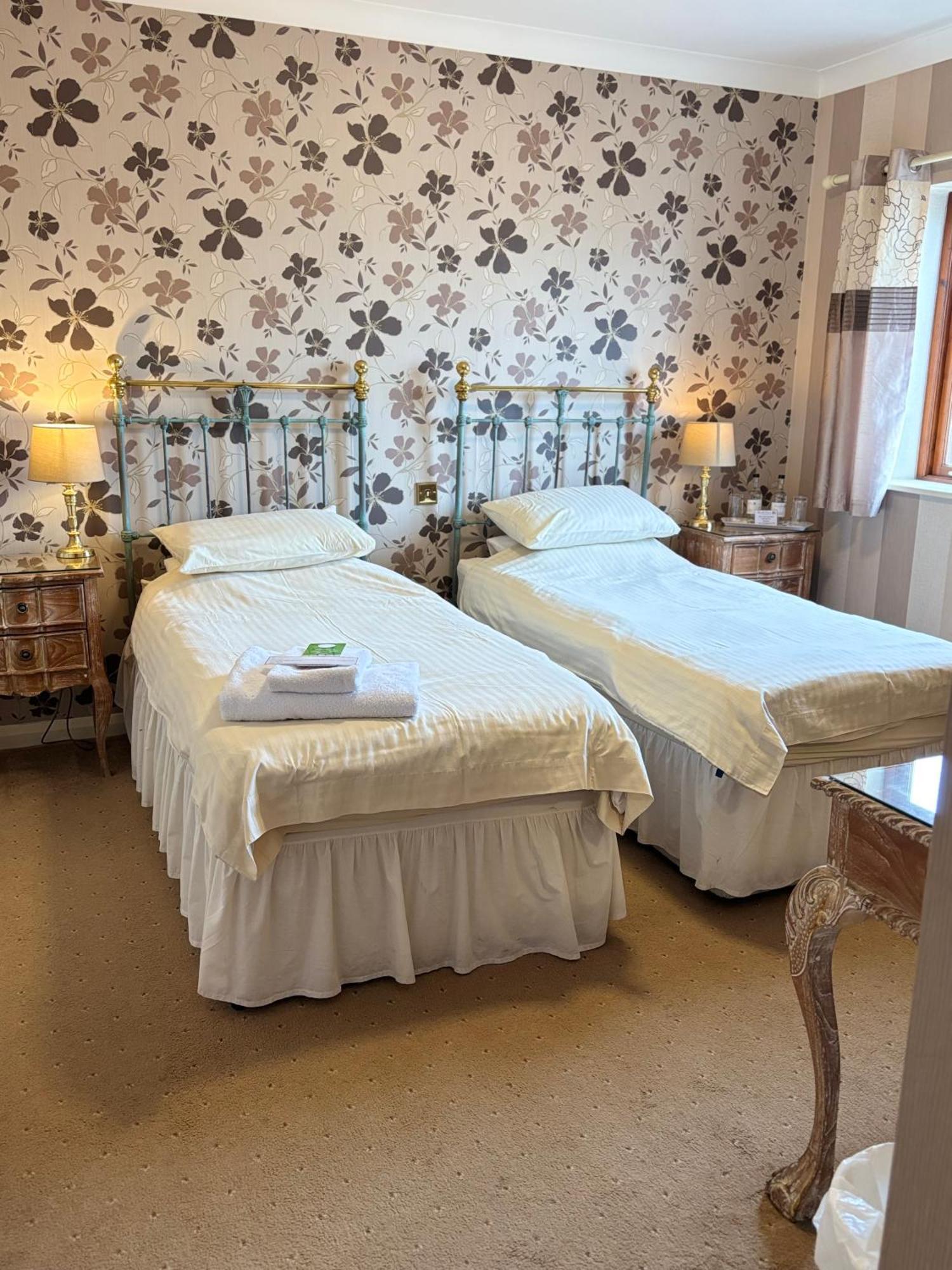 Albright Hussey Manor Hotel Hadnall Kültér fotó