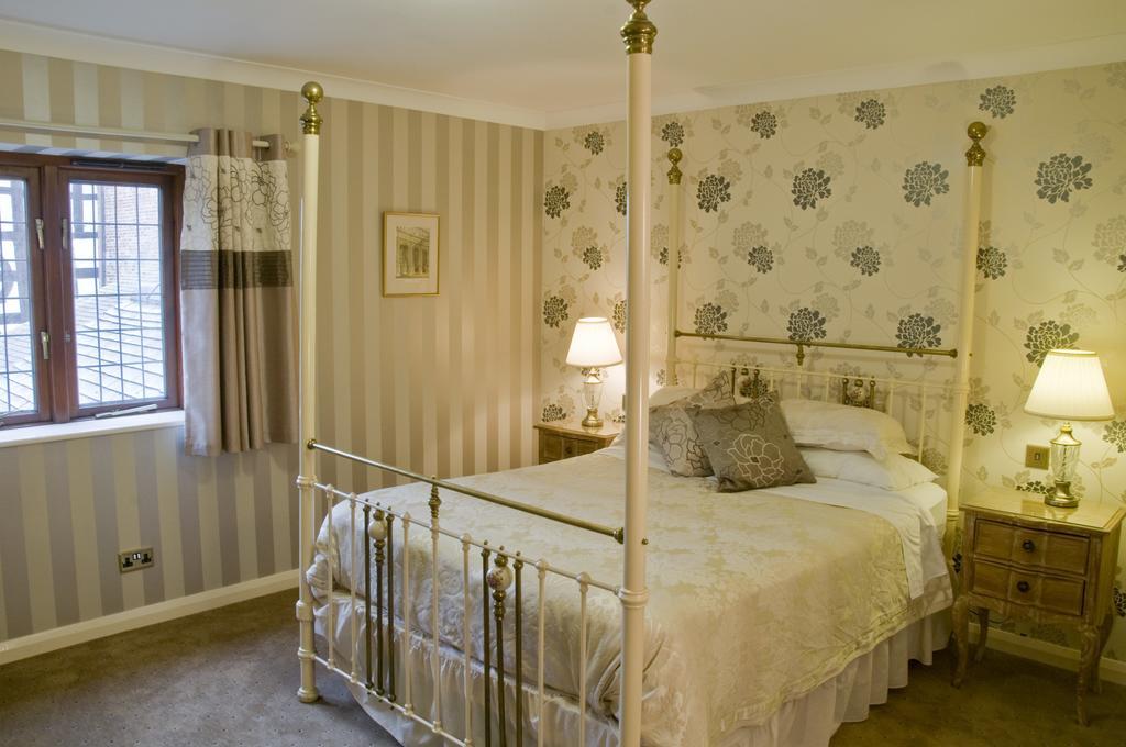 Albright Hussey Manor Hotel Hadnall Kültér fotó