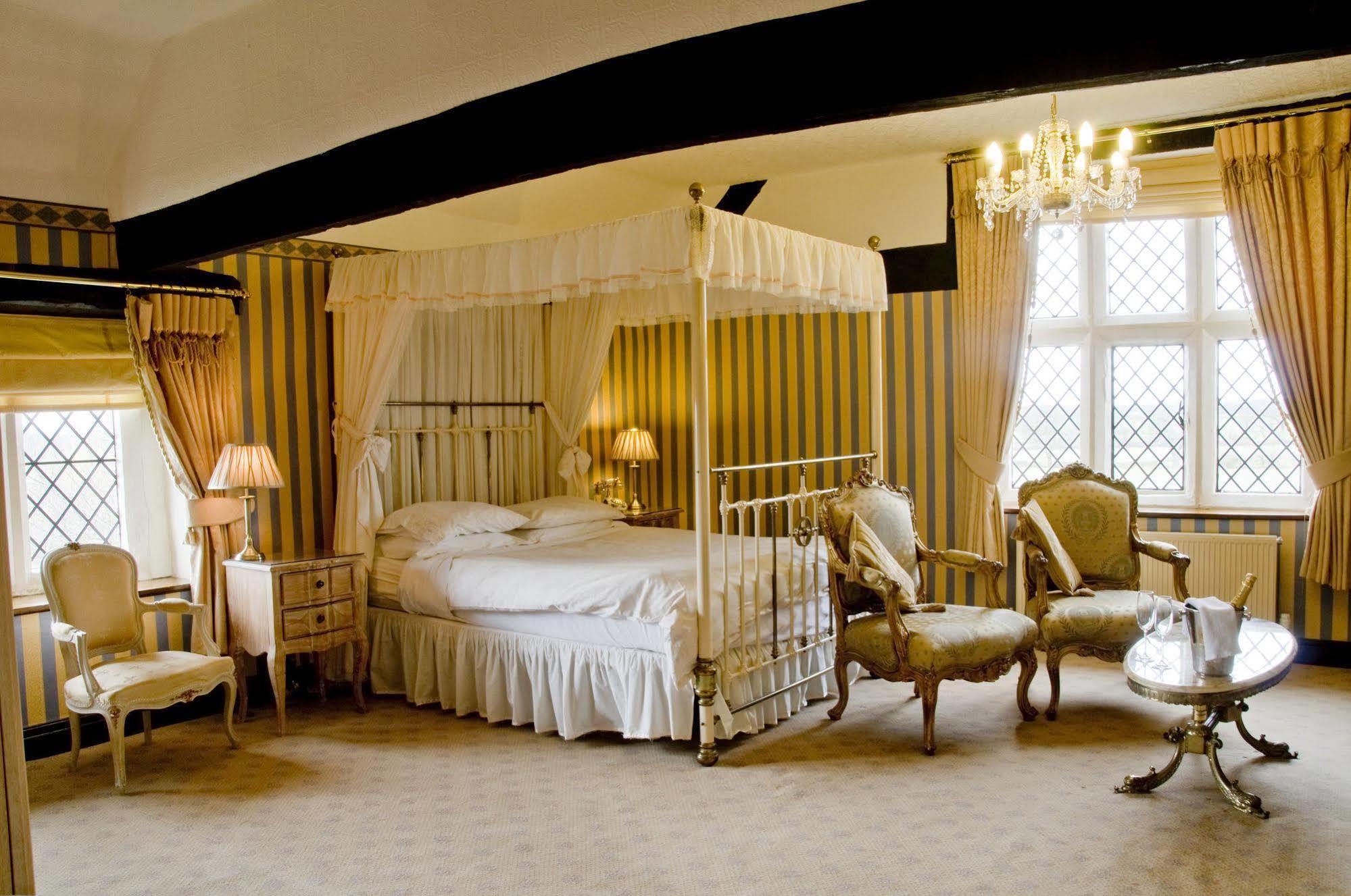 Albright Hussey Manor Hotel Hadnall Kültér fotó